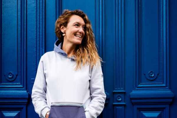 Sweat "INDUS" mixte Gris Clair + Capuche & Poche Gris Bleu – Image 5